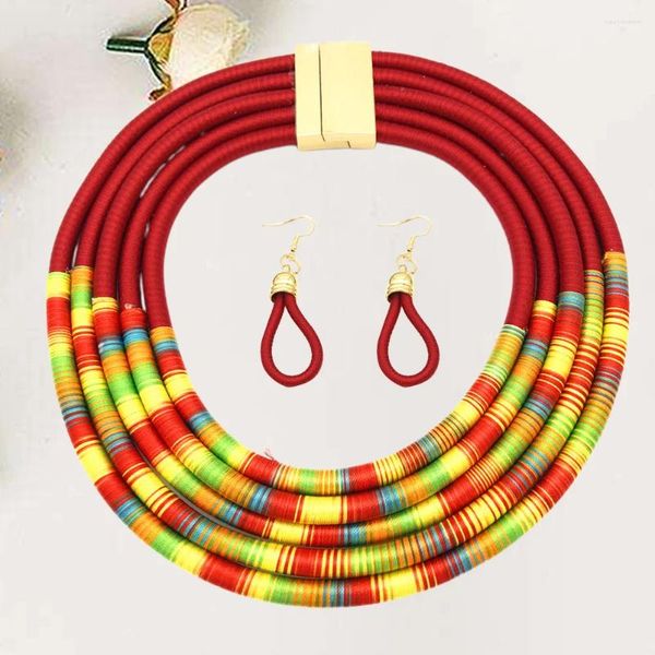 Halskette-Ohrringe-Set 1 aus mehrschichtigem Halsreif im afrikanischen Stil, handgewebt, zarte, einzigartige Magnetschnalle