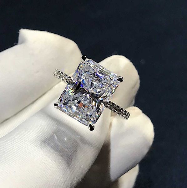 Band Rings Radiant Cut 3ct Lab Diamond Ring 925 STERLING Gümüş Bijou Engagement Düğün Band Kadınlar için Gelin Partisi Takı Kutusu 23ESS