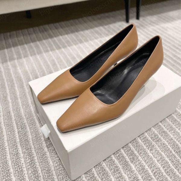 The Row Sapates Saltos Brand High Shoes Designer Feminino Classic Moda Ponto do Office Party Carreira Black Nude Cozeira Pigalle Denador Sapatos Tamanho 35-40 ZVCF 2024