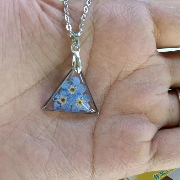 Collane con ciondolo Non ti scordar di me Collana classica a triangolo trasparente in resina epossidica alla moda per gioielli da donna, regali per ragazze