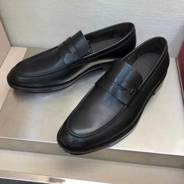 Sapatos de vestido masculino designer escovado couro centavo mocassins feitos à mão preto elegante casual negócio contemporâneo calçado de cavalheiro