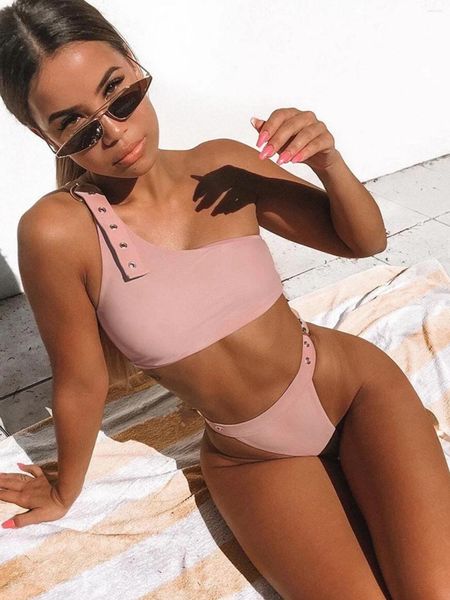 Damenbadebekleidung VigoCasey 2023 Solid Single Shoulder Bikini Set High Cut Push Up Badeanzug für Frauen Backless 2 Stück Strand Badeanzug