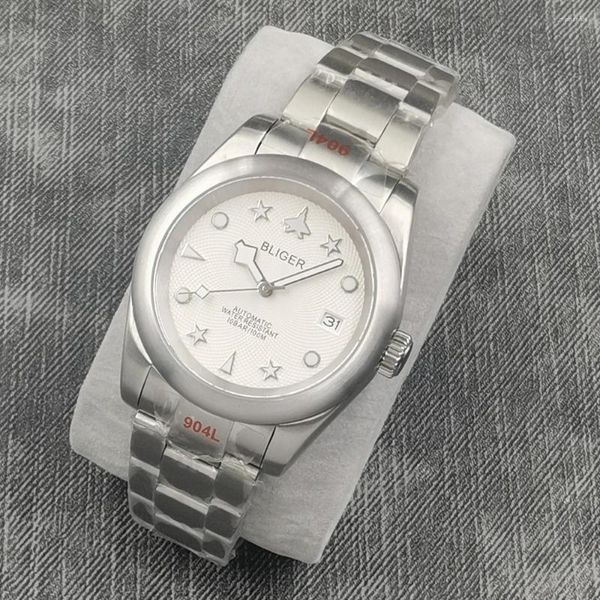 Relógios de pulso 36mm / 39mm Casual Homens Movimento Automático Relógio Branco Dial Data Calendário Safira Vidro Aço Inoxidável Gráfico