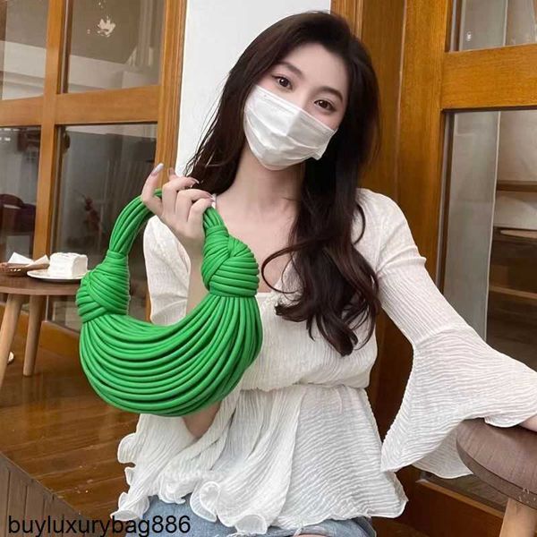 Noodle Pull Handtaschen BottegavVeneta Gewebte Tragetaschen Authentische Ledermodetaschen Lamian Noodles Bar Bag Damen 2023 Neue handgebundene Knotentasche Kleine öffentliche Desig HBRZ