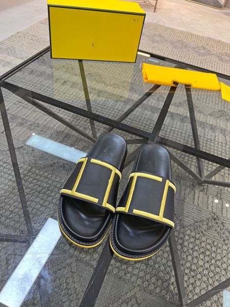 Ayakkabı Tasarımcı Üst versiyonu saf el yapımı özel f04-f Dijia gündelik moda plaj yaz erkekler parmak arası terlik sarı nakış kenar