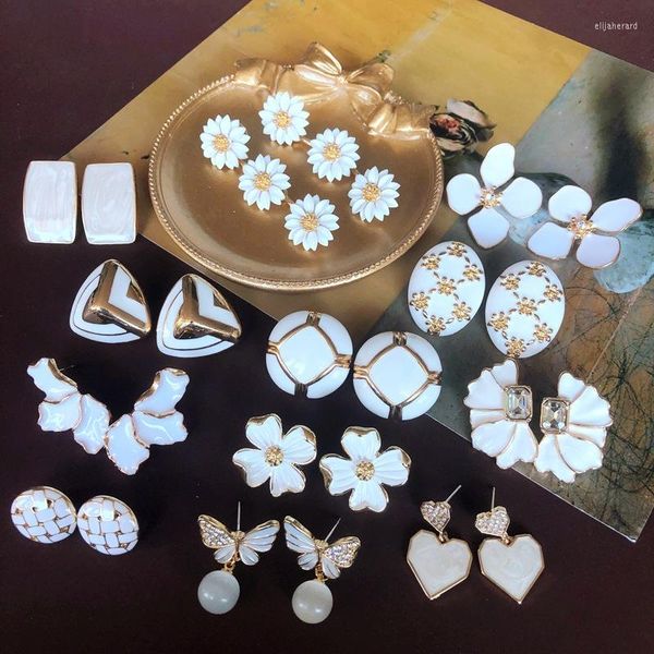 Ohrstecker Süße Vintage Unregelmäßige Geometrie Blumen Liebe Schmetterling Oval Emaille Tropföl Weißer Ohrring Für Frauen Schmuck HUANZHI