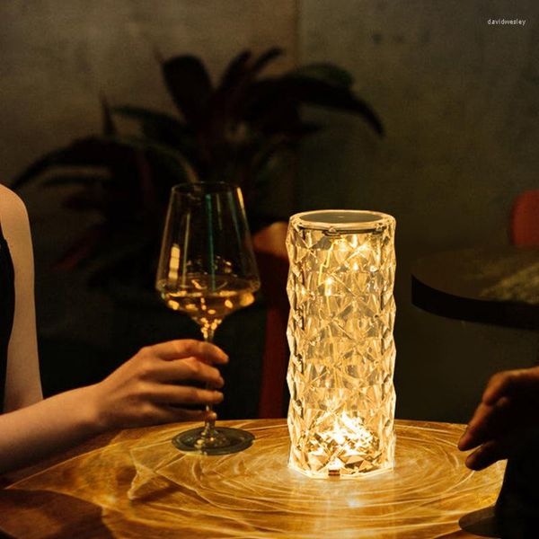 Lâmpadas de mesa Lâmpada de coração Masa Lambasi Led Deco Gold Crystal Light Quarto