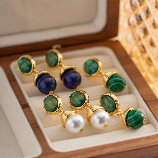 Orecchini pendenti Minar Delicata pietra naturale multicolore Lapislazzuli Malachite Perla goccia per donna Orecchino lungo in ottone placcato oro reale 18 carati