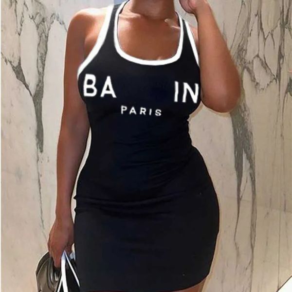 T-shirt lunga da donna Abito di marca di lusso nero Abito con stampa di lettere Gonna sottile ad asciugatura rapida Abbigliamento americano