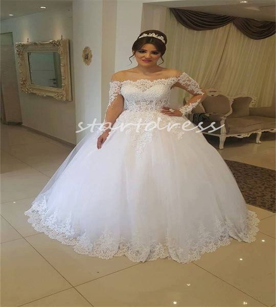 Abito da sposa principessa britannica in pizzo con maniche lunghe con spalle scoperte Abito da ballo bianco da spiaggia Abito da sposa principessa autunno Boho Country Abito da sposa Robe De Mariage 2024