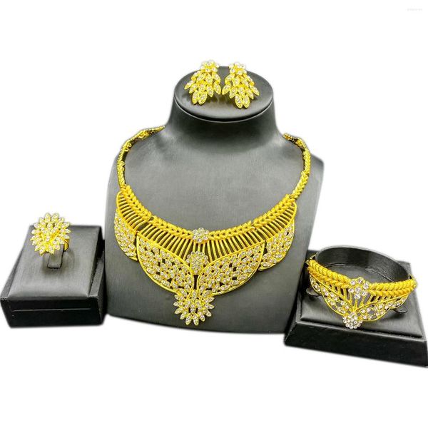 Collana Orecchini Set Dubai Wedding Party Big Designer Jewelry Bracciale in cristallo Anelli di fidanzamento per le donne