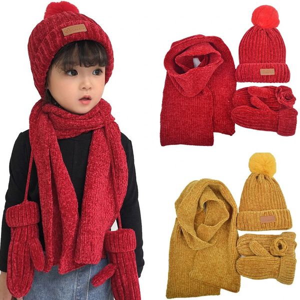 Sciarpe Avvolge Cappelli lavorati a maglia in tre pezzi Guanti sciarpa Set Cappello per bambini Pompon Autunno Inverno Caldo Guanto Berretto da ragazzo Berretto Set di moda Berretti per bambini 231123