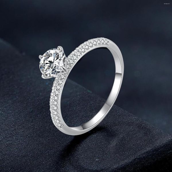 Кластерные кольца 0,6CT D Цвет VVS1 EX MOISSANITE RING RING ЦИРКОН Цветок