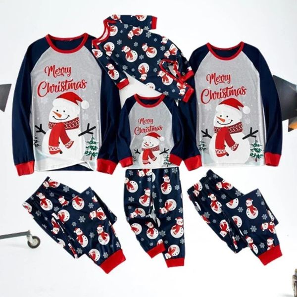 Abiti coordinati per la famiglia Buon Natale Pupazzo di neve Stampa Adulti Pigiami per bambini Set per pagliaccetto per neonati Look natalizio Carino e morbido abbigliamento per la casa 2 pezzi 231122