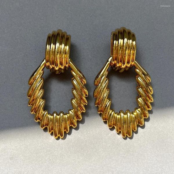 Orecchini pendenti di alta qualità vintage in ottone placcato oro 18 carati esagerato clip per orecchio gioielli di lusso donna designer tendenza di marca