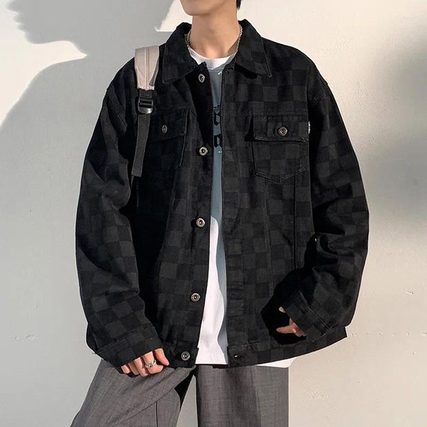 Herrenjacken Schachbrett Plaid Jeans Jacke Männer Herbst Schwarz Denim Overalls Bomber Streetwear Mann Kleidung Übergroße Outwear Mäntel