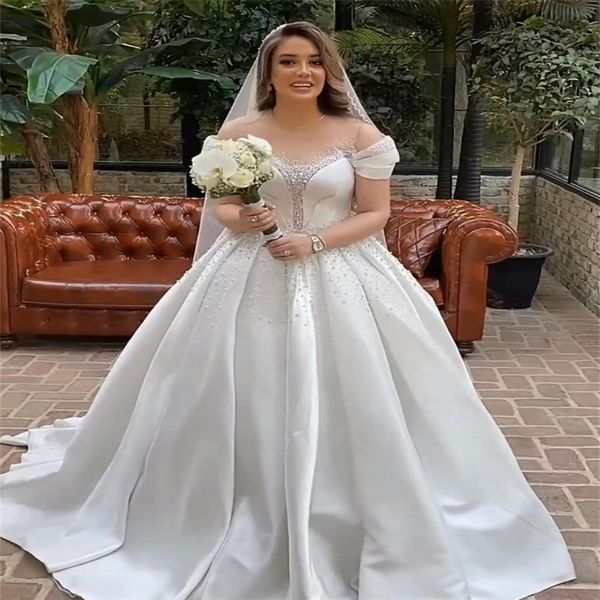 Elegantes Ballkleid Perlen Hochzeitskleid 2023 Satin Perlen Plus Size Country Brautkleider Reißverschluss Arabischer Garten Zivil Vestido De Noiva Schönes Boho Brautkleid