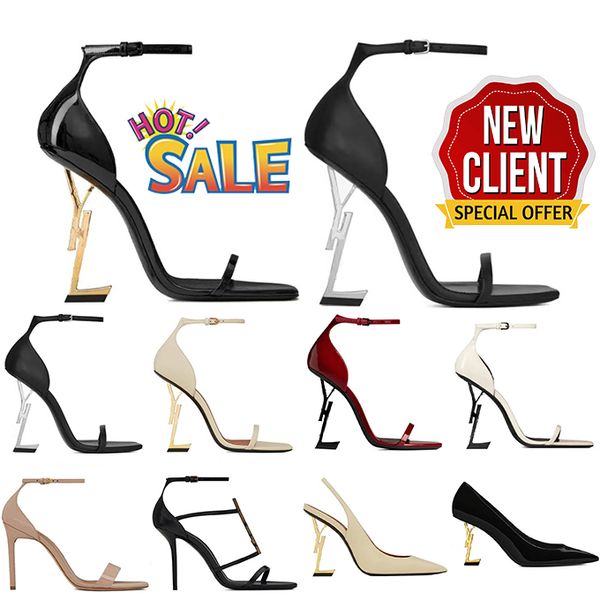 2024 Top donne scarpe eleganti di lusso designer tacchi alti in pelle verniciata tono oro triplo nero nudo rosso sandali moda donna donna pompe per feste da ufficio