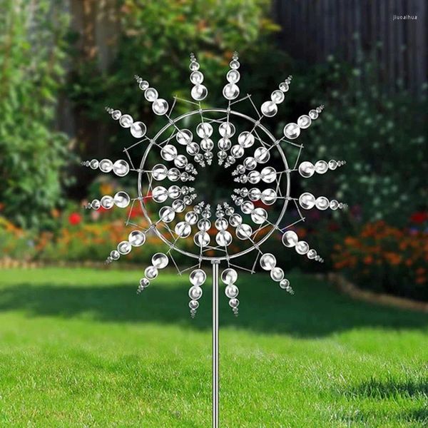 Decorazioni da giardino 2023 Unico e magico Mulino a vento in metallo 3D Alimentato dal vento Scultura cinetica Prato Filatori solari Decorazione da giardino