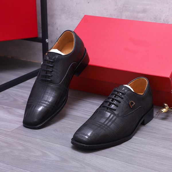 Neu eingetroffene formelle Herren-Oxfords aus echtem Leder, klassische Business-Marken-Oxfords, Designer-Hochzeitskleidschuhe, lässige Wohnungen, Größe 38–44