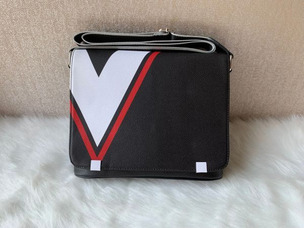 Cross Body Mikoms Marke Klassische Designer 2023 Mode Männer Messenger Bags Umhängetasche Schule Büchertasche Schulterhandtaschen Mann Geldbörse Heißer Verkauf