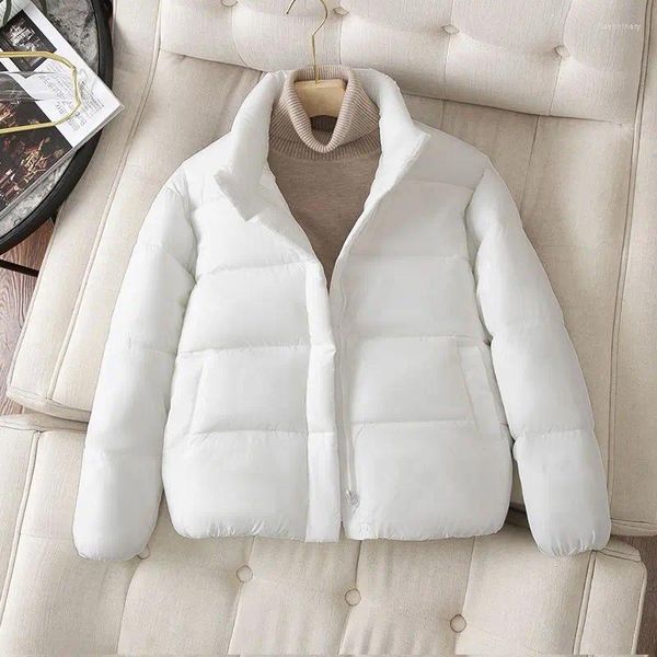 Trench da donna 2023 Cappotto da donna in cotone con piumino Giacca invernale da donna Caldo Parka spesso allentato Capispalla corto Colletto alla coreana con cappuccio