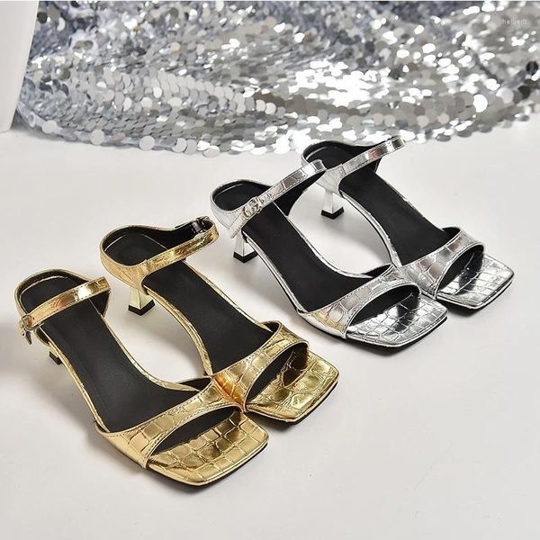 Kleid Schuhe Elegante Krokodil Gold Silber Mule Hausschuhe Frau Luxus Karree Niedrigen Ferse Sandalen Damen Sommer Slip-on Schnalle