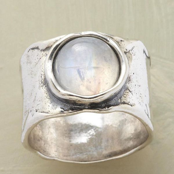 Anéis de Cluster Vintage Rodada Moonstone Anéis Enormes para Mulheres Branco Cor de Ouro Mulheres Grande Anel Casamento Jóias Acessórios Presentes 230424