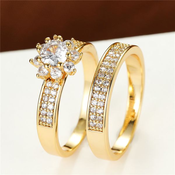 Anéis de cluster charme ouro cor anel de noivado conjuntos brilhando branco zircão anel de casamento conjunto menina luxo cristal floco de neve anéis duplos para mulheres 230424