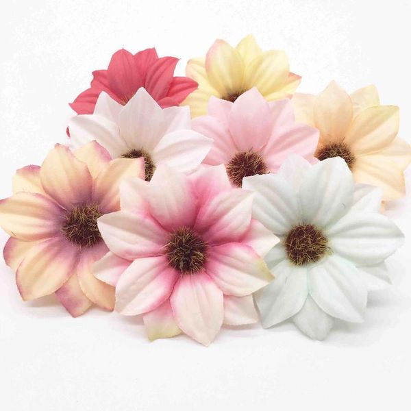 Fiori decorativi 30 Pz 6 cm Gerbera Fiore Artificiale Decorazione Della Festa A Casa Accessori Scrapbooking Corona Testa FAI DA TE Mestiere Falso