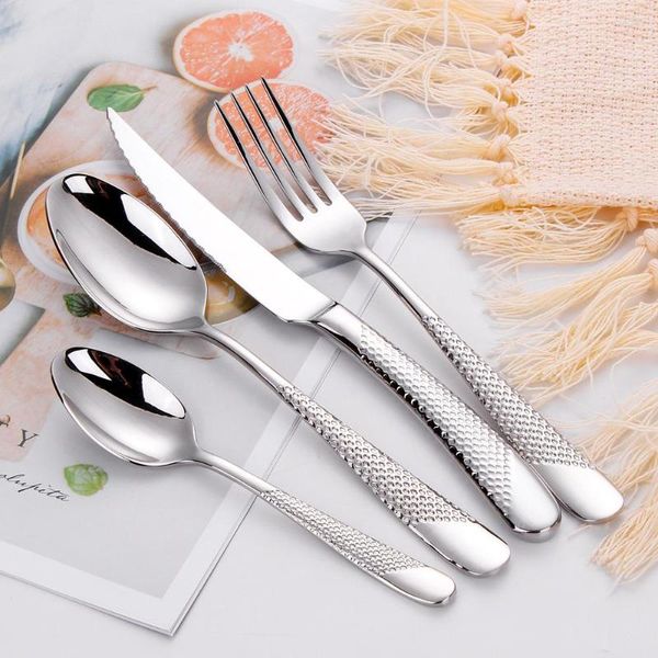 Geschirr-Sets 1PC Luxus vergoldetes Messer Gabel Löffel Besteck Set spülmaschinenfest gehämmerter Griff Edelstahl mit Steak Besteck