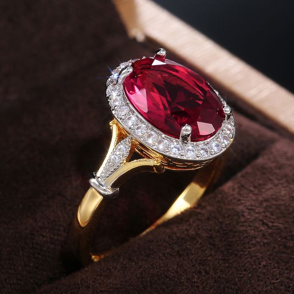 Anelli a grappolo Huitan Grande forma ovale Rosa rossa Cubic Zirconia Donna Gioielli da donna di lusso per le mamme in festa Regalo Brillante CZ 230424