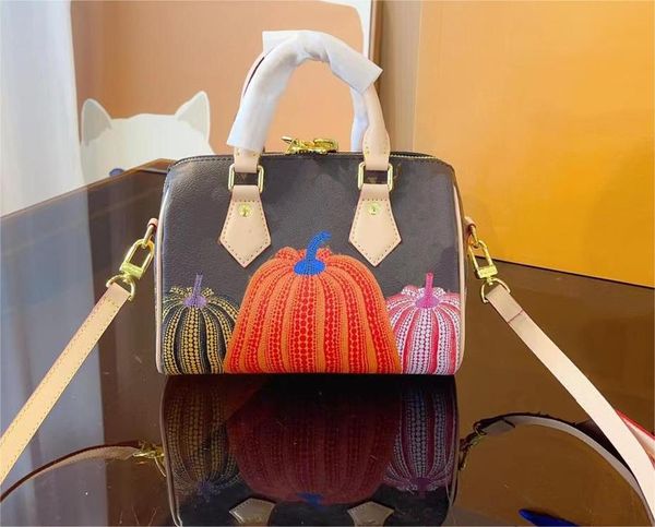 ZUCCHE Tote bag firmate Kusama donna luxurys Borsa a tracolla stampata in pelle da donna Cuscini loviseitys viutonityes Borsa M46469