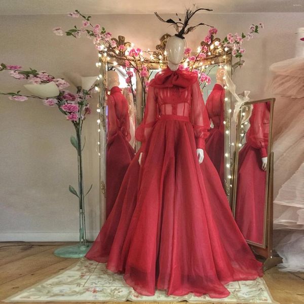 Abiti casual Immagine reale Elegante rosso A-line Abiti lunghi in tulle Donne per eventi Party Maniche a sbuffo Collo alto Abito da sposa con fiocco grande