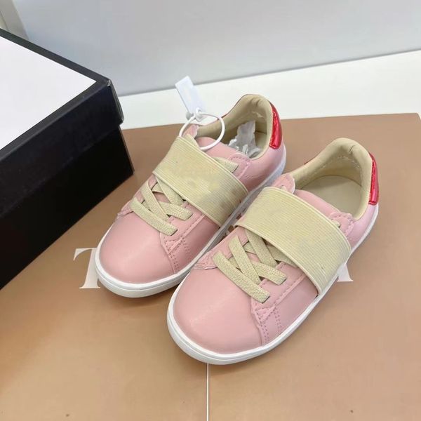 Designer de bebê quente marca recém -nascida garotas meninas cardy star First Walkers berce Kids Lace Up Up Shoes respiráveis tênis de pré -caminhão tamanhos