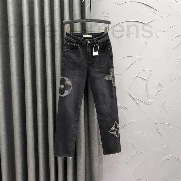 Jeans da donna Designer Industria pesante Diamante laminato a caldo Vecchio fiore per la primavera e l'autunno Nuovi pantaloni a matita a nove punte dimagranti versatili a vita alta di grandi dimensioni 501I