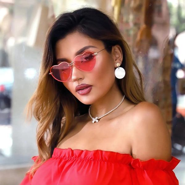 Sonnenbrille Vintage Herzförmig Rosa Mode Metallrahmen Klar Ozean Linsen Schattierungen Markendesigner Frauen Outdoor Brillen UV400