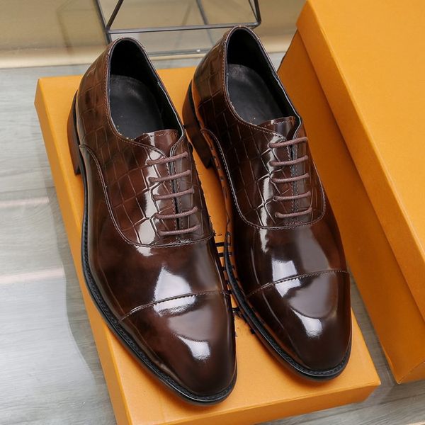 Tasarımcı Erkek İş Elbise Ayakkabı Deri Ayakkabı Moda Düşük Topuk Saçak Bahar Botları Vintage Klasik Erkek Gündelik Kutu 38-45