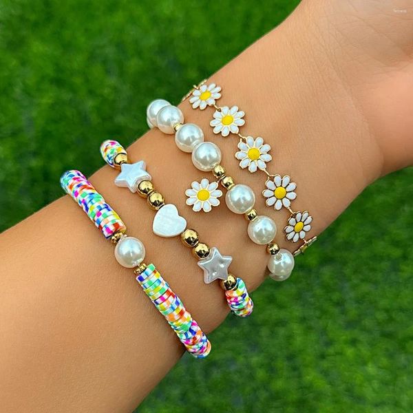 Z 4 pçs/set Bohemian Colorido Argila Macia Acrílico Flor Pulseira Mulheres Retro Coração Estrela Imitação Pérola Conjunto