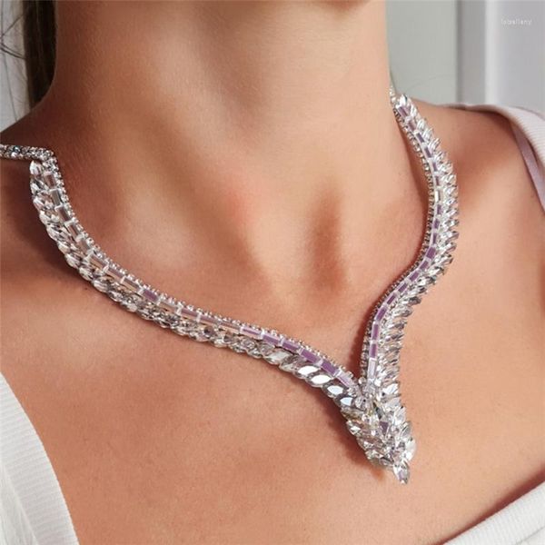 Ketten Luxus Super Flash Zirkon Anhänger Halskette Damen In Style Fashion Bling Strass Lockbone Kette Exquisite Schmuck Großhandel