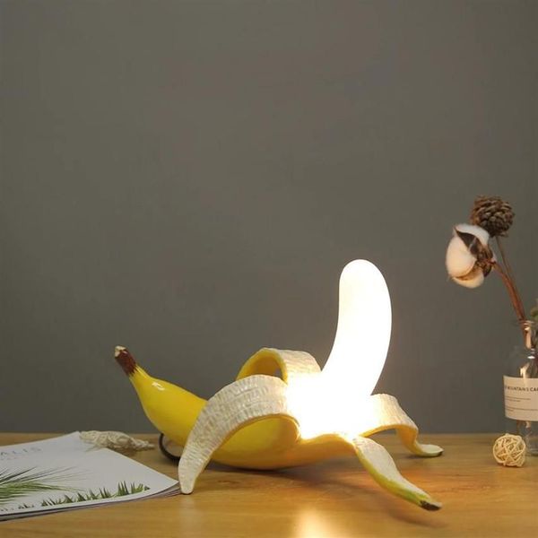Tischlampen Bananenlampe Postmodernes kreatives Schlafzimmer Nordisches Design Einfaches europäisches Designer213T
