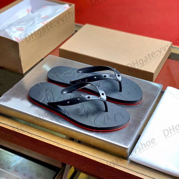 Sandália unissex sandália designer chinelo mulher luxo homem Loubi Flip Flops sapato de tiras finas de borracha rebite clássico slide de verão com caixa de praia piscina