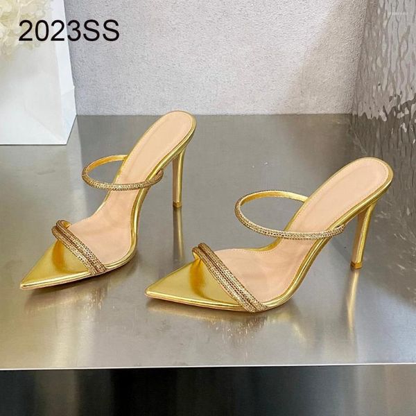Сандалии 2023SS Женский круглый ноги ультра -тонкие высокие каблуки показ модные туфли невеста свидание подарка подарки подарки золото