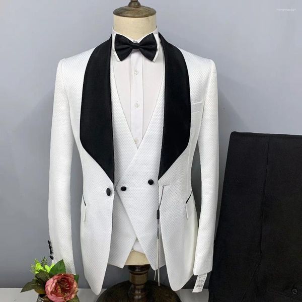 Abiti da uomo Tessuto jacquard reticolare bianco Abito da uomo con stampa 3D a pois Completo elegante Abito da cerimonia nuziale con blazer slim fit di design di lusso