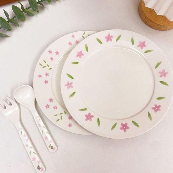 Piatti Stile INS Piatto in ceramica con fiori dipinti a mano Cuore da ragazza Rosa Piatto da torta Spuntino per il tè pomeridiano