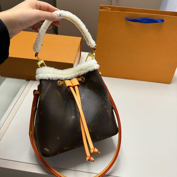 Bolsa de grife, bolsa de ombro, bolsa de crossbody, caxemira de cordeiro, nova bolsa feminina de luxo, saco de cordeiro de outono/inverno