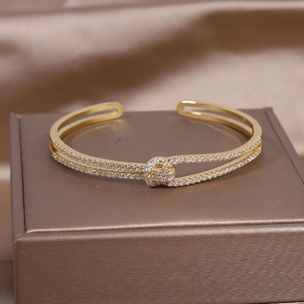 Bracelets de charme 14K Real Gold Plating requintado AAA Luxo Full Zircon Nó Bracelete Elegante Partem de Casamento de Feminino Abertura Pulseira Ajustável 230424