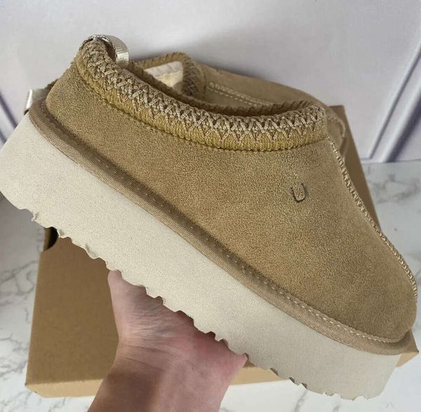 Botas Mulheres Australianas Tazz Clássico Quente EUA GS Mini Tornozelo Bailey Inter Cetim Full Fur Fluffy Furry Dune Buckle Snow Half Knee Ugglie-05 Chinelos 912ess