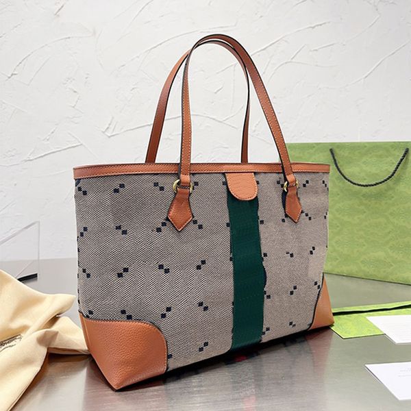 Bolsa de compras clássica bolsas de grande capacidade para mulheres bolsas de couro de couro vintage Bolsas de ombro vintage hardware dourado viagens de férias grandes bolsas de bolsa vermelha listra verde