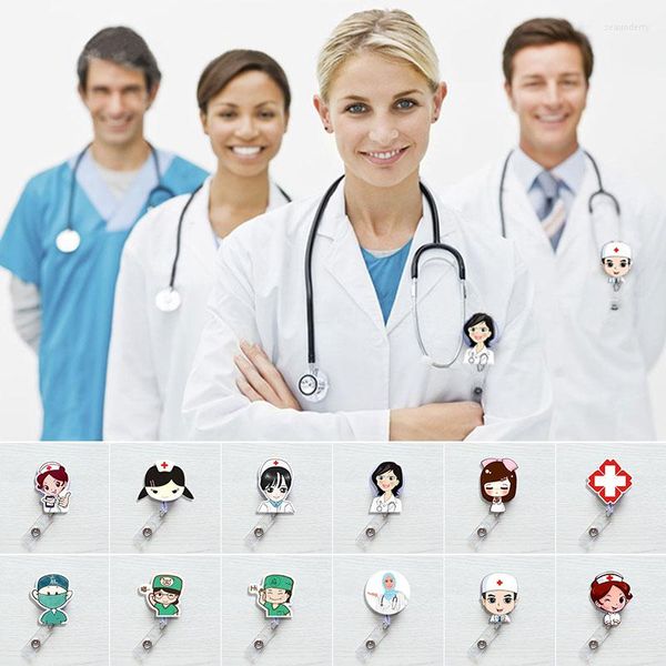 Broschen Kunststoff-Ausweishalter Cartoon-Namensschild-Zugrollen Retractable Doctors ID Lanyard